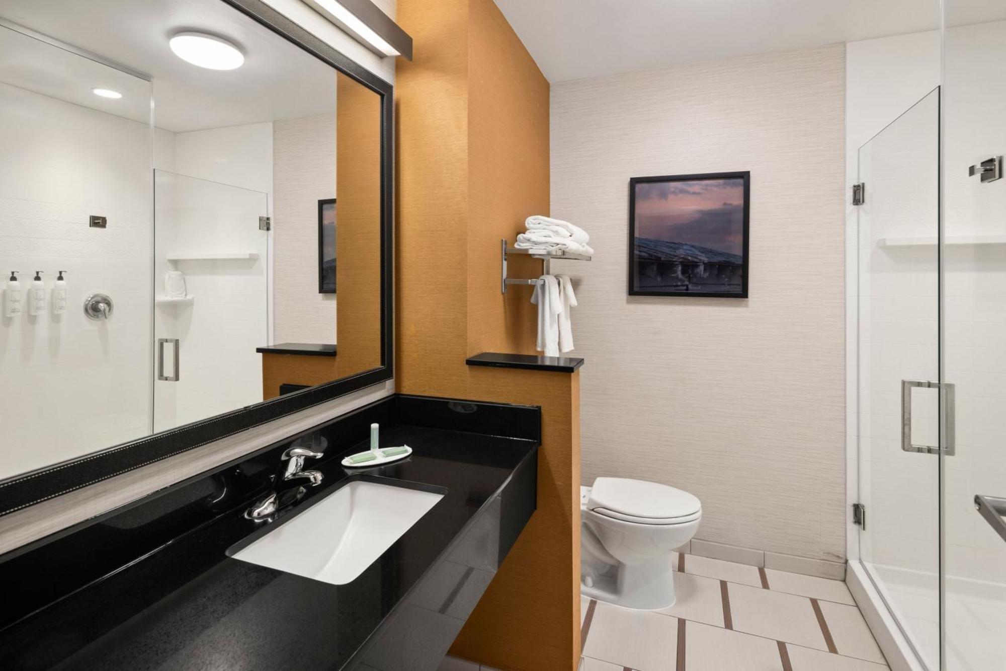 Fairfield Inn & Suites By Marriott Waterloo Cedar Falls Ngoại thất bức ảnh