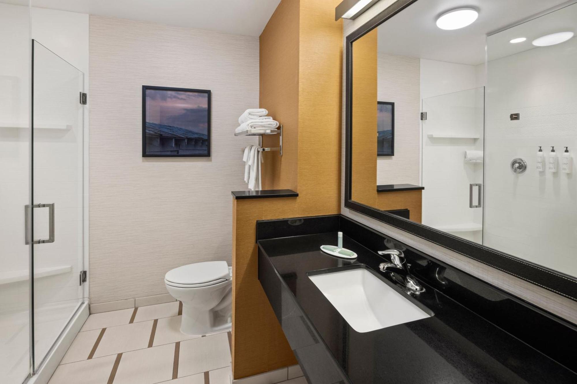 Fairfield Inn & Suites By Marriott Waterloo Cedar Falls Ngoại thất bức ảnh
