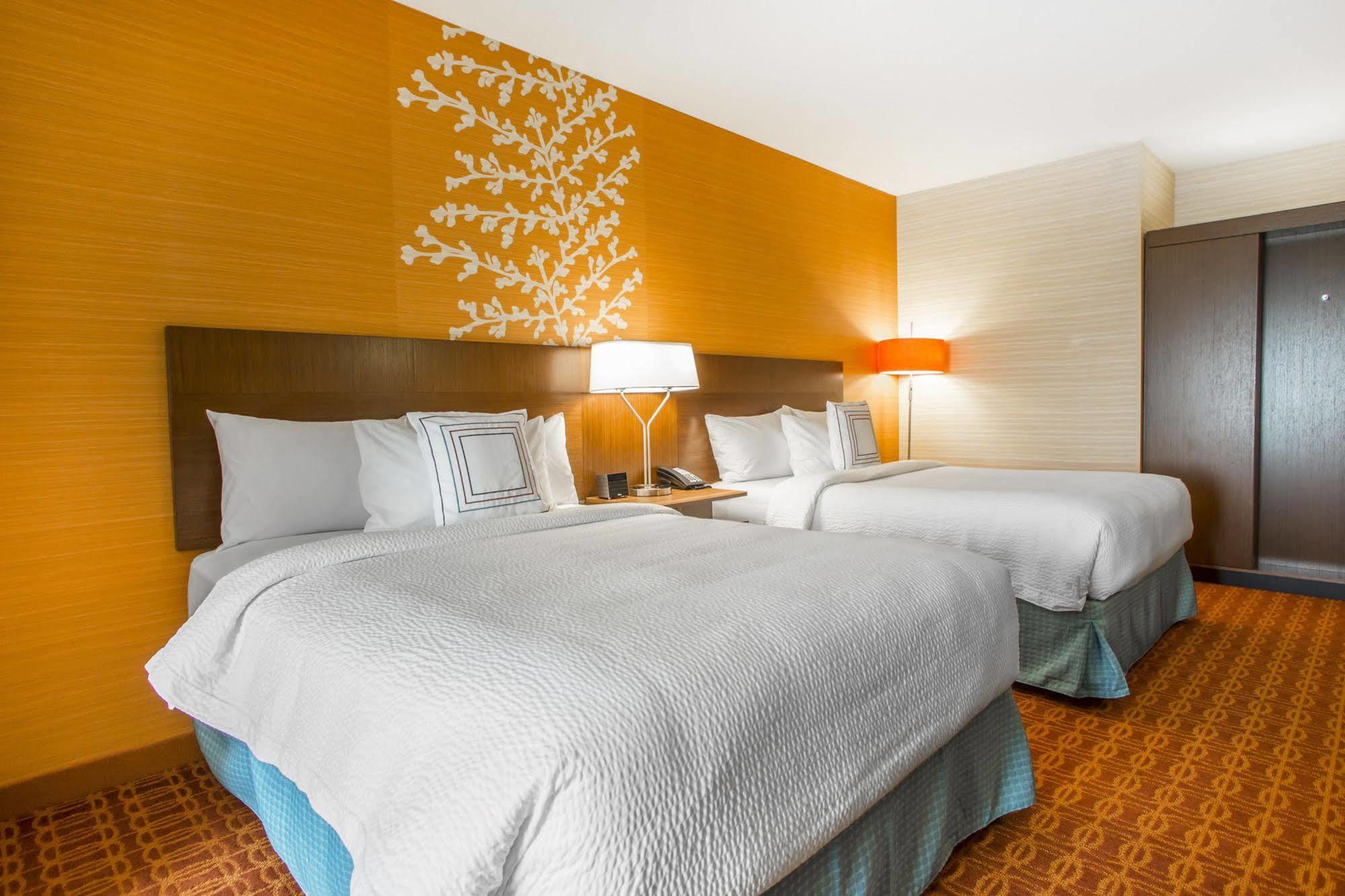 Fairfield Inn & Suites By Marriott Waterloo Cedar Falls Ngoại thất bức ảnh